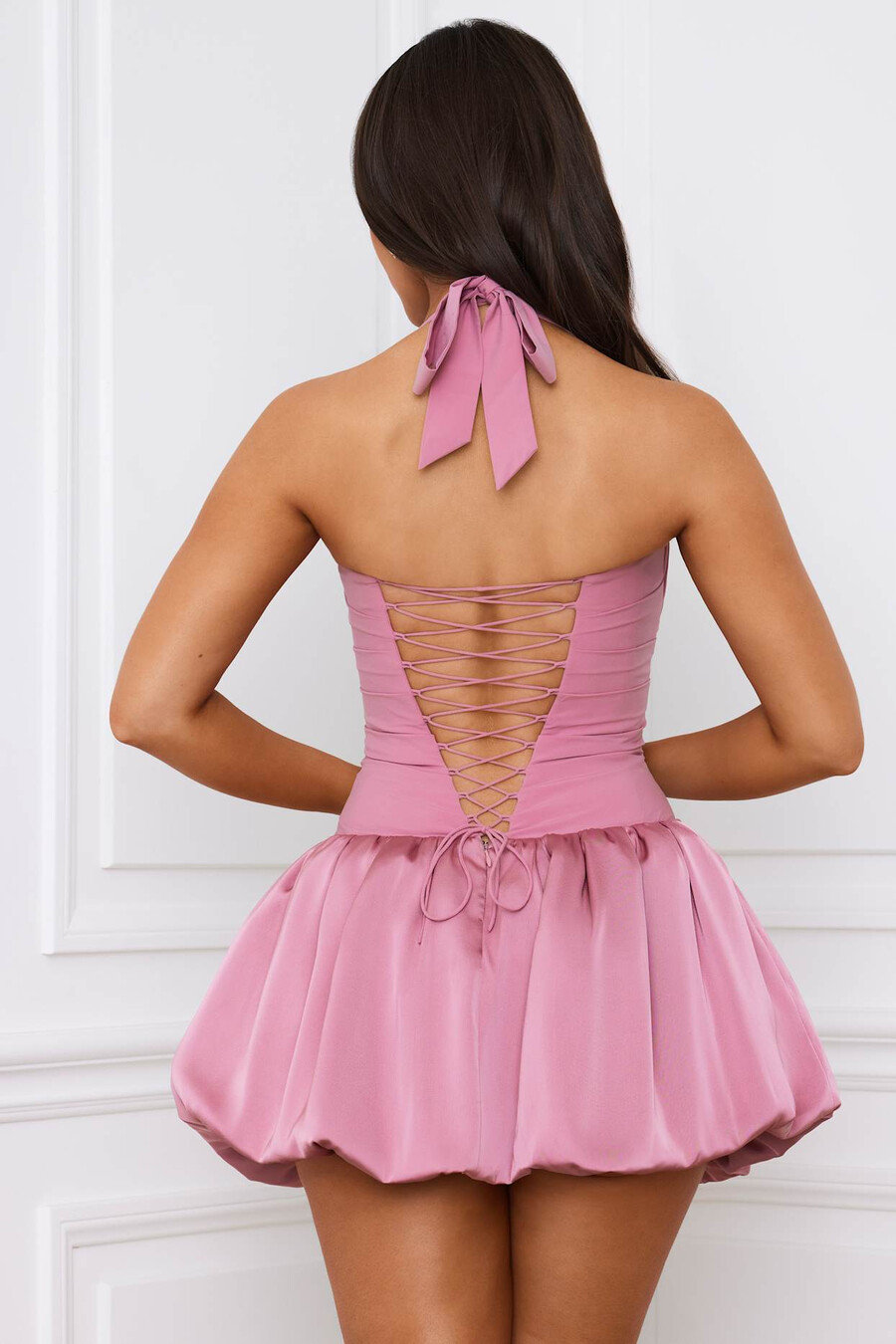 sukienka mini z gorsetem i sznurowaniem typu halter w kolorze mauve