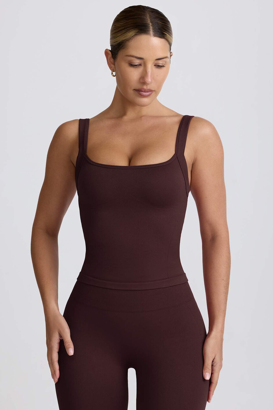 super sculpt seamless longline tank top w kolorze czekoladowym